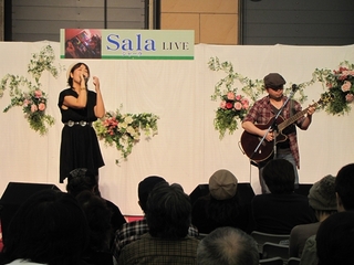 インストアライブ